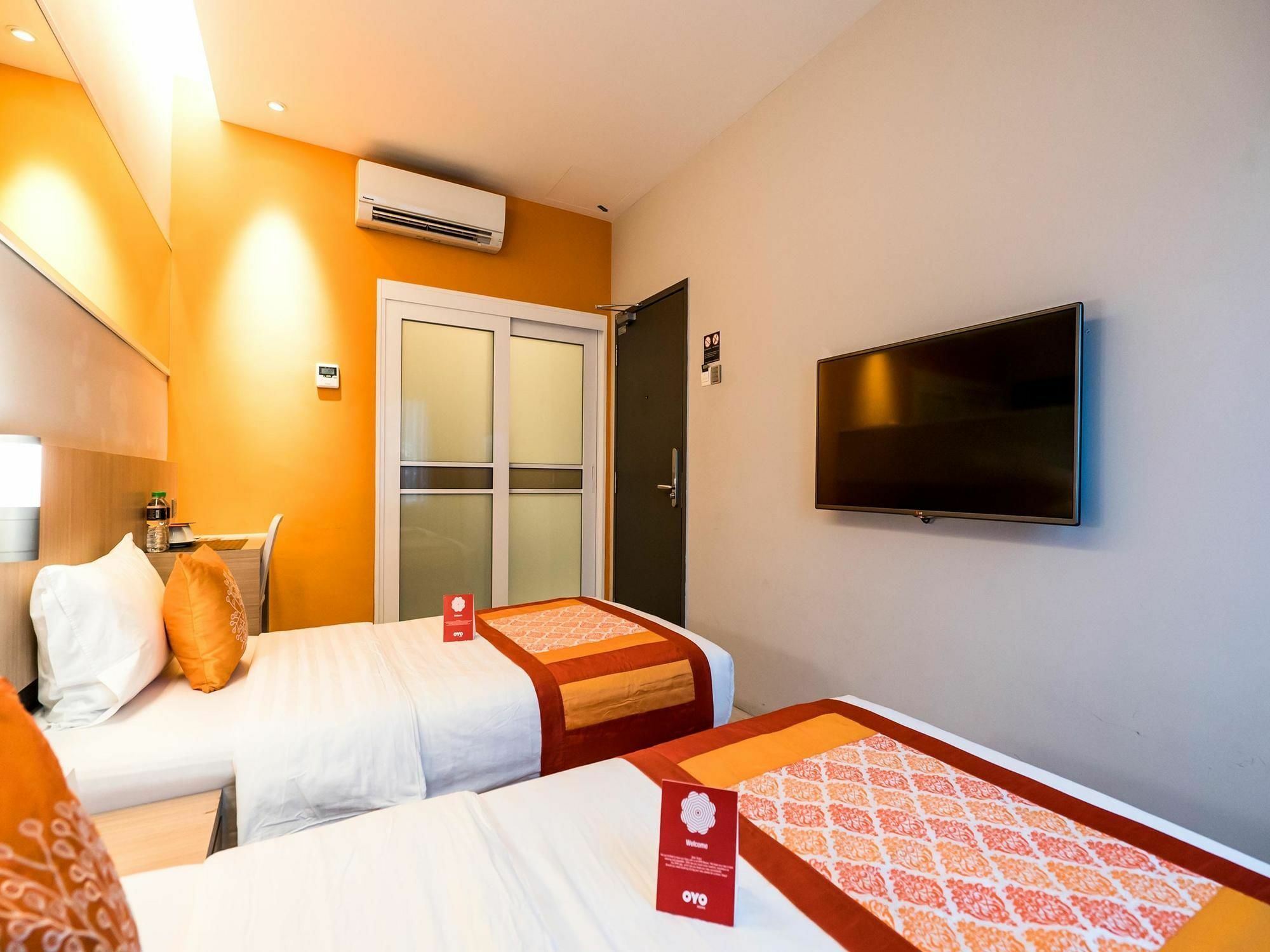 Oyo 279 Orange Premier Hotel Куала-Лумпур Екстер'єр фото